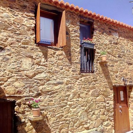 Vila Refugio Do Raposo/Casa Deneb Montes da Senhora Exteriér fotografie