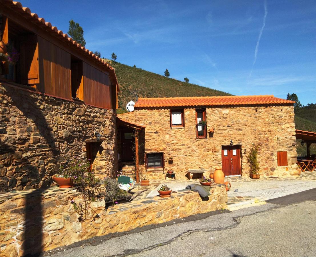 Vila Refugio Do Raposo/Casa Deneb Montes da Senhora Exteriér fotografie